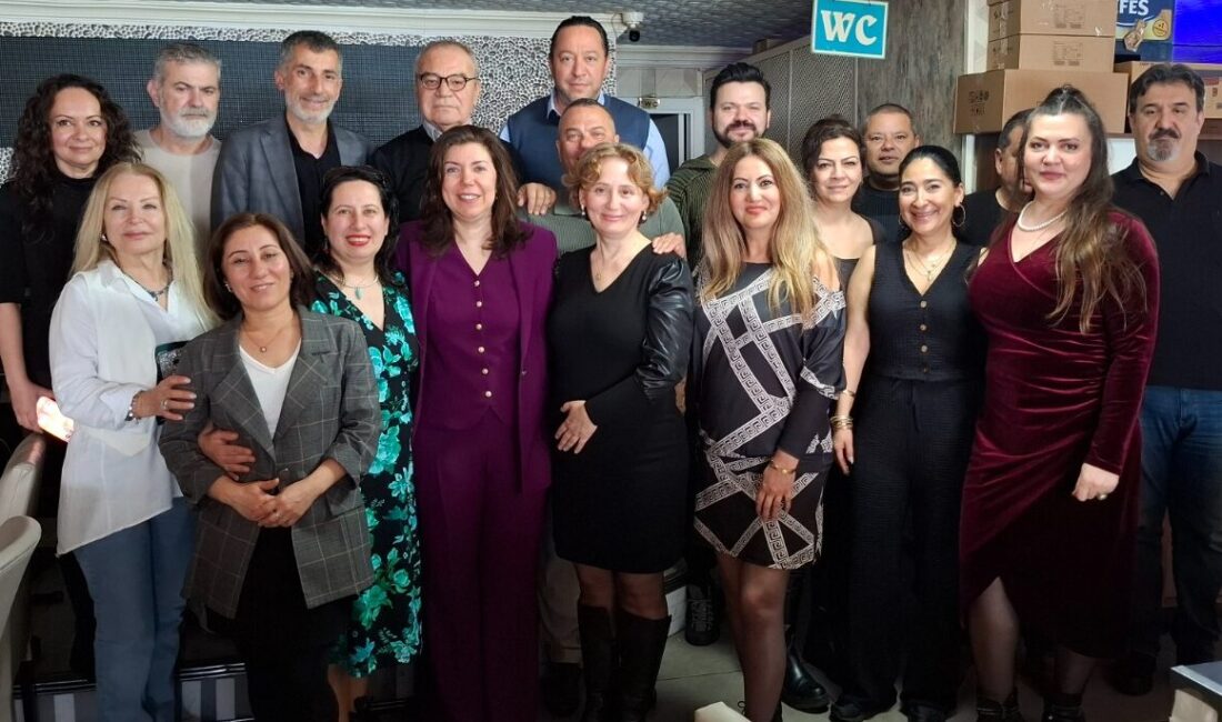 İzmir Türk TV’nin geleneksel hale getirdiği “Tanışma Kahvaltısı” etkinliğinin ikincisi,