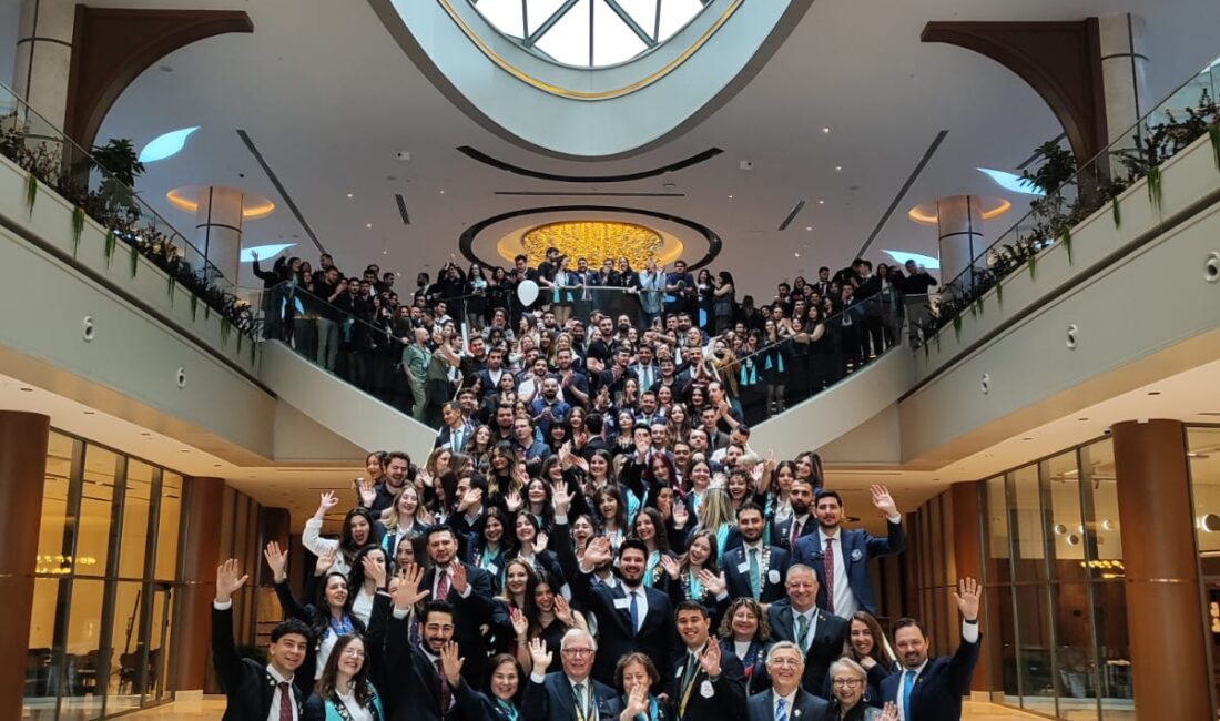 Rotary Bölge 2440 çatısı altında düzenlenen Rotaract Asamblesi, yüzlerce genç