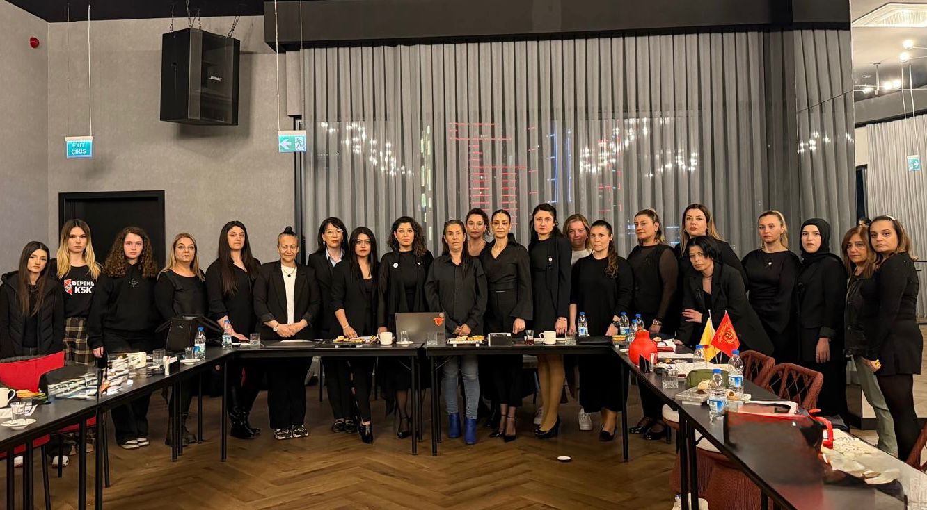 Göztepe ve Karşıyaka Kadın Gücü Dernekleri, yaptıkları yönetim kurulu toplantılarında,