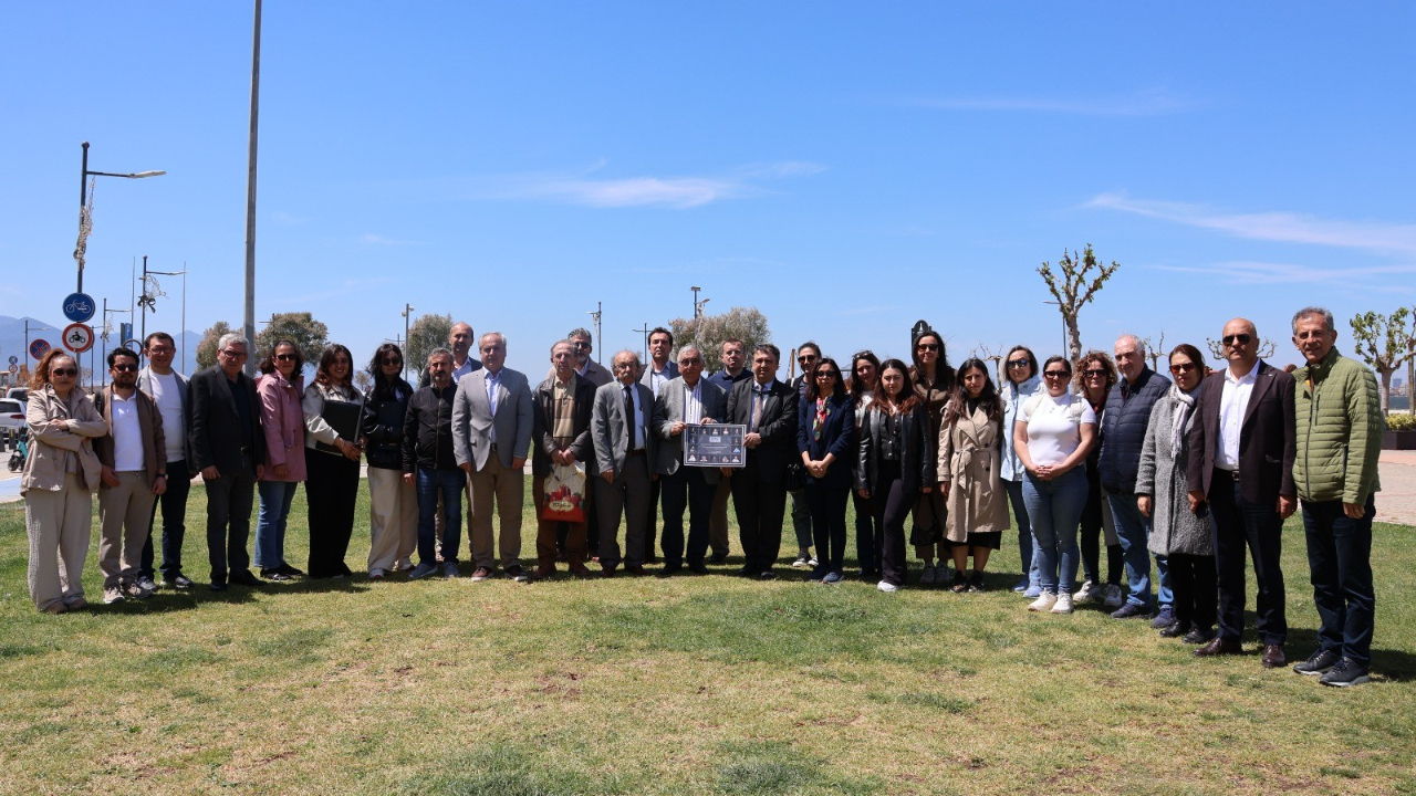 Ekonomi Muhabirleri Derneği İzmir Şubesi, 1989’dan bu yana cennete yolcu