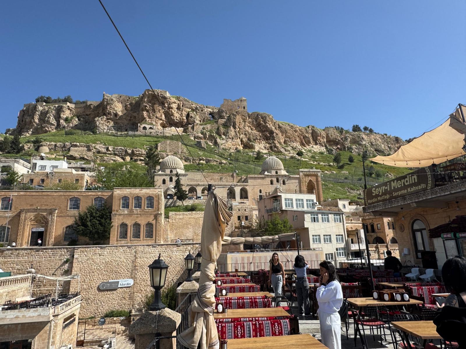 Mardin ve Midyat, Mezopotamya’nın kadim mirasını taşıyan taş şehirleriyle tarih,