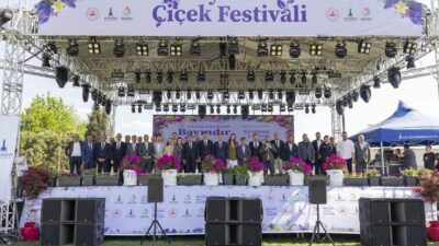 İzmir Büyükşehir Belediye Başkanı Dr. Cemil Tugay, 27. Uluslararası Bayındır