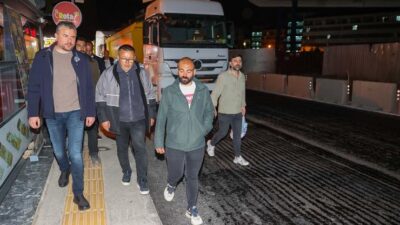 İzmir Büyükşehir Belediyesi ile koordineli olarak yürütülen asfalt çalışmaları kapsamında