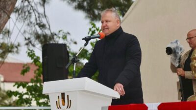 Urla’da 1 Mayıs coşkusu yaşandı. Farklı kesimlerin bir araya geldiği
