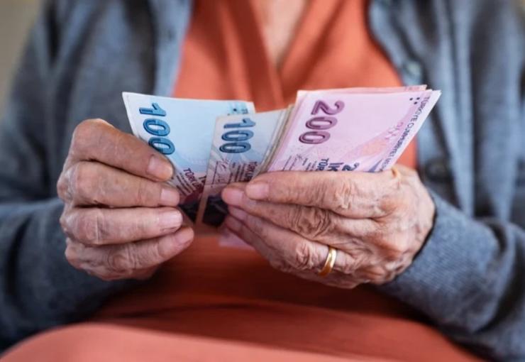 Türkiye İstatistik Kurumu (TÜİK), yurtiçinde merakla beklenen nisan ayı enflasyonunu