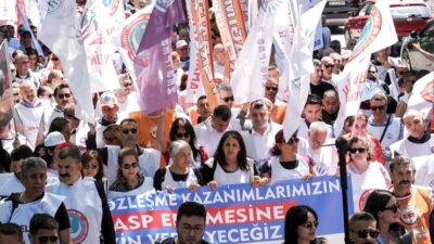 CHP'li belediyelerde çalışan kamu emekçileri Genel Başkan Özgür Özel'in kente