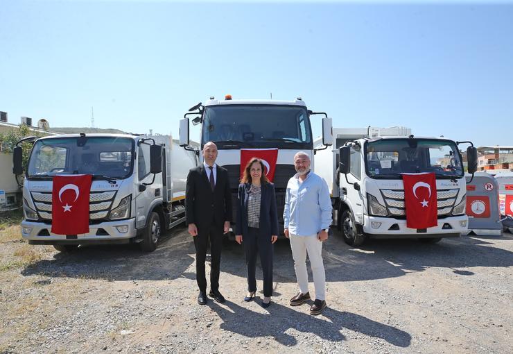 Karşıyaka Belediyesi, temizlik hizmetlerini daha hızlı ve verimli hale getirmek