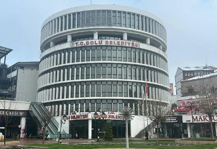 Bolu Belediyesi ve bağlı şirketlerinden Bol-Tur A.Ş.’ye jandarma tarafından operasyon