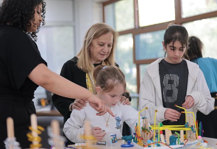 TÜBİTAK tarafından desteklenen, Dokuz Eylül Üniversitesi Mimarlık Fakültesi’nin “Yapılı Çevreyi