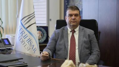 Seferihisar Belediye Başkanı İsmail Yetişkin’in annesi Emine Yetişkin hayatını kaybetti.