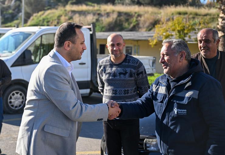 Bornova Belediyesi, ilçedeki temizlik hizmetlerini güçlendirmek amacıyla 325 adet 1100