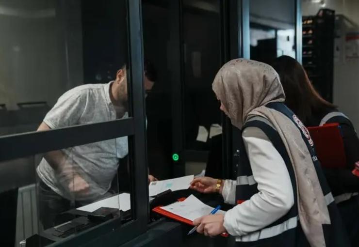 Ekipler tarafından gerçekleştirilen uygulamada, bilet fiyat tarifelerinin vatandaşların görebileceği alanlarda