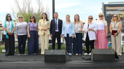 Seferihisar Belediyesi Üçüncü Yaş Üniversitesi’nin dönem sonu etkinliği, “Bir Çınar
