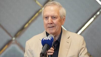 Fenerbahçe Başkan Adayı Aziz Yıldırım, Fenerbahçe Sevdalılar Derneği'ni ziyaret etti.