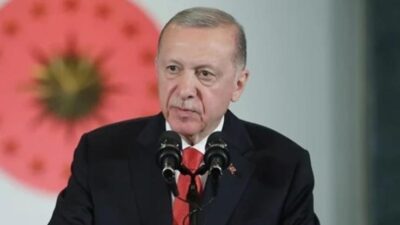 Cumhurbaşkanı Recep Tayyip Erdoğan, TOBB İkiz Kuleler'de TOBB Hizmet Şeref