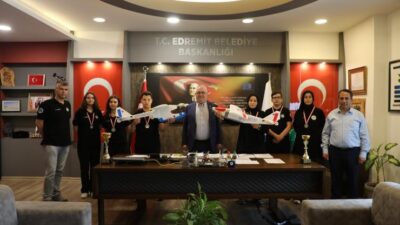 17.Uluslararası MEB Robot Yarışması’nda büyük başarı elde eden Edremit Anadolu