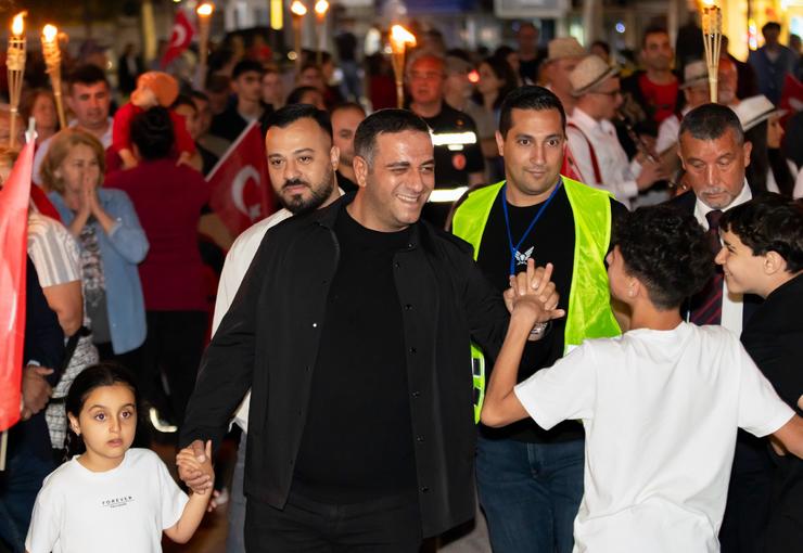 Narlıdere, Atatürk’ü Anma, Gençlik ve Spor Bayramı’nı coşkulu bir kalabalıkla