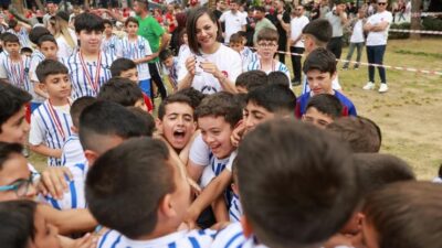 Karabağlar Belediye Başkanı Helil Kınay 19 Mayıs coşkusunu  100.