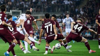 İtalya Serie A'nın son haftasında Juventus, Torino deplasmanında 2-0 öne