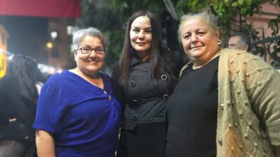 5 Mayıs gecesi İzmir'in her köşesinde kutlanan Hıdrellez eğlencelerinin bir