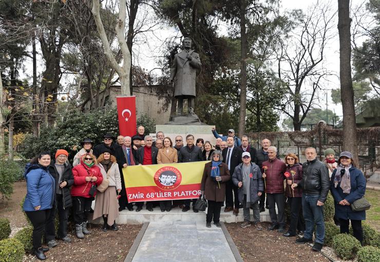 Konak Belediyesi’nin düzenlediği bir dizi etkinlikle Türkiye’nin iki büyük ozanı