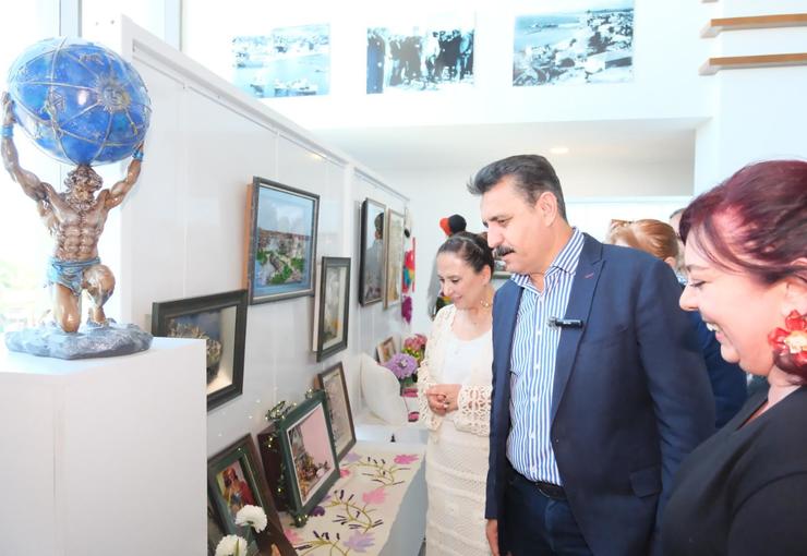 Dikili Belediyesi, ilçede kültür ve sanat hayatını canlandırmaya, yerel üretimi