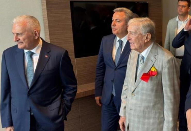 Eski Başbakan Binali Yıldırım, Rahmi Koç'un Kürt kadınları hakkında tepki