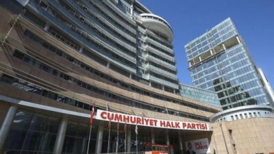 Cumhuriyet Halk Partisi’nde 74 il başkanı ortak basın açıklaması yayımladı.