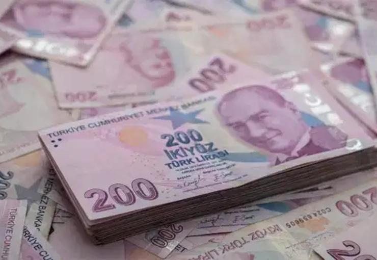 Sosyal güvenlik uzmanı Nergis Şimşek, işe girmeden önce yapılan askerlik