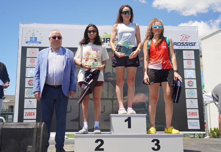Edremit Belediyesi tarafından ilk kez düzenlenen Edremit Yarı Maratonu, Güre