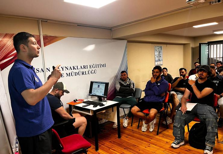 İzmir Büyükşehir Belediyesi, mavi bayraklı halk plajlarında güvenliği artırmak için