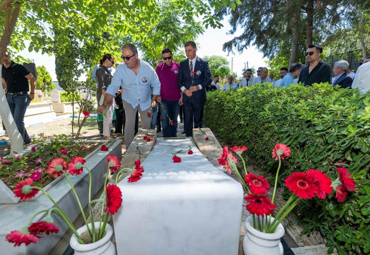 İzmir Büyükşehir Belediye Başkanı Dr. Cemil Tugay, İzmir'in efsane başkanlarından