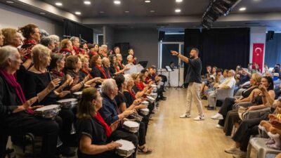 Bornova Belediyesi Sağlık İşleri Müdürlüğü bünyesinde faaliyet gösteren Sağlıklı Yaş