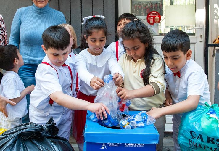 Karşıyaka Belediyesi, yeniden başlattığı ‘Mavi Kapak’ projesiyle kısa sürede 1