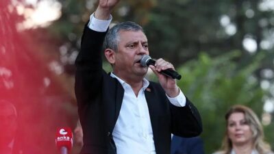 CHP lideri Özgür Özel, "yeni parti" iddiaları hakkında konuştu. Özel,