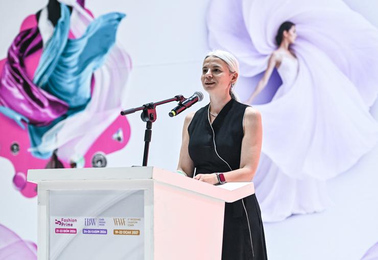 İZFAŞ, moda sektörüne yönelik fuarlarının yeni dönem vizyonunu, düzenlediği Moda