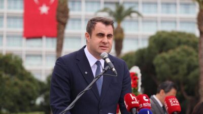 İzmir Büyükşehir Belediye Başkanı Cemil Tugay yaşanan son gelişmelerin ardından