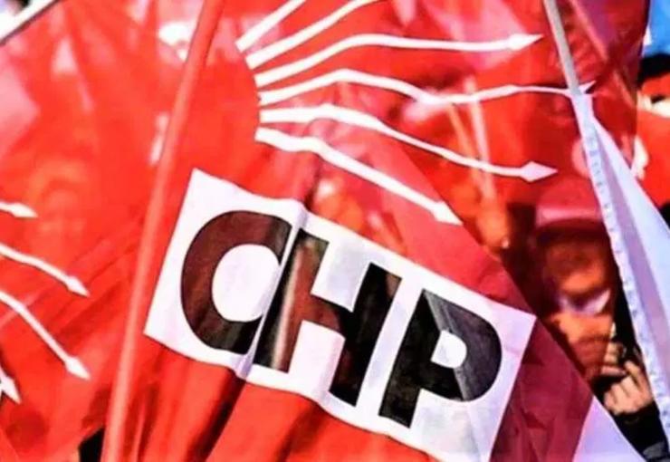 Mahkeme kararıyla CHP Genel Başkanlığı'na Kemal Kılıçdaroğlu'nun geri dönmesiyle CHP'de