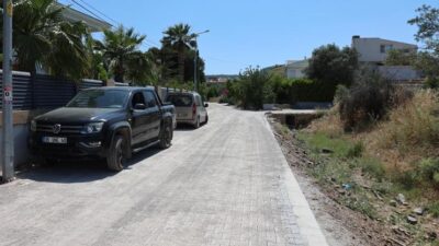 Urla Belediyesi, yol yenileme çalışmalarını kapsamlı bir yatırım programıyla sürdürüyor.