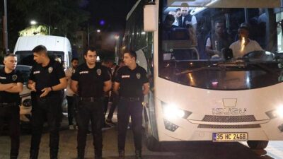 İzmir'de Seferihisar Belediyesi'ne yönelik "rüşvet" soruşturması kapsamında gözaltına alınan Seferihisar
