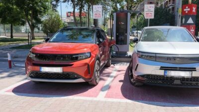 Bayraklı Belediyesi, elektrikli araç kullanıcılarına yönelik önemli bir yatırımı daha