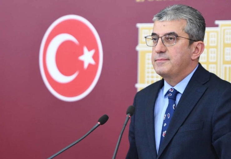 Mahkeme kararıyla CHP Genel Başkanlığına atanan Kemal Kılıçdaroğlu tarafından TBMM'deki