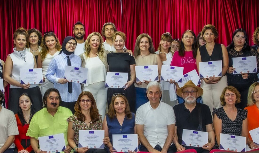 İzmir Gazeteciler Cemiyeti’nin, Türkiye Gazeteciler Sendikası ve Gazeteciler Cemiyeti ile