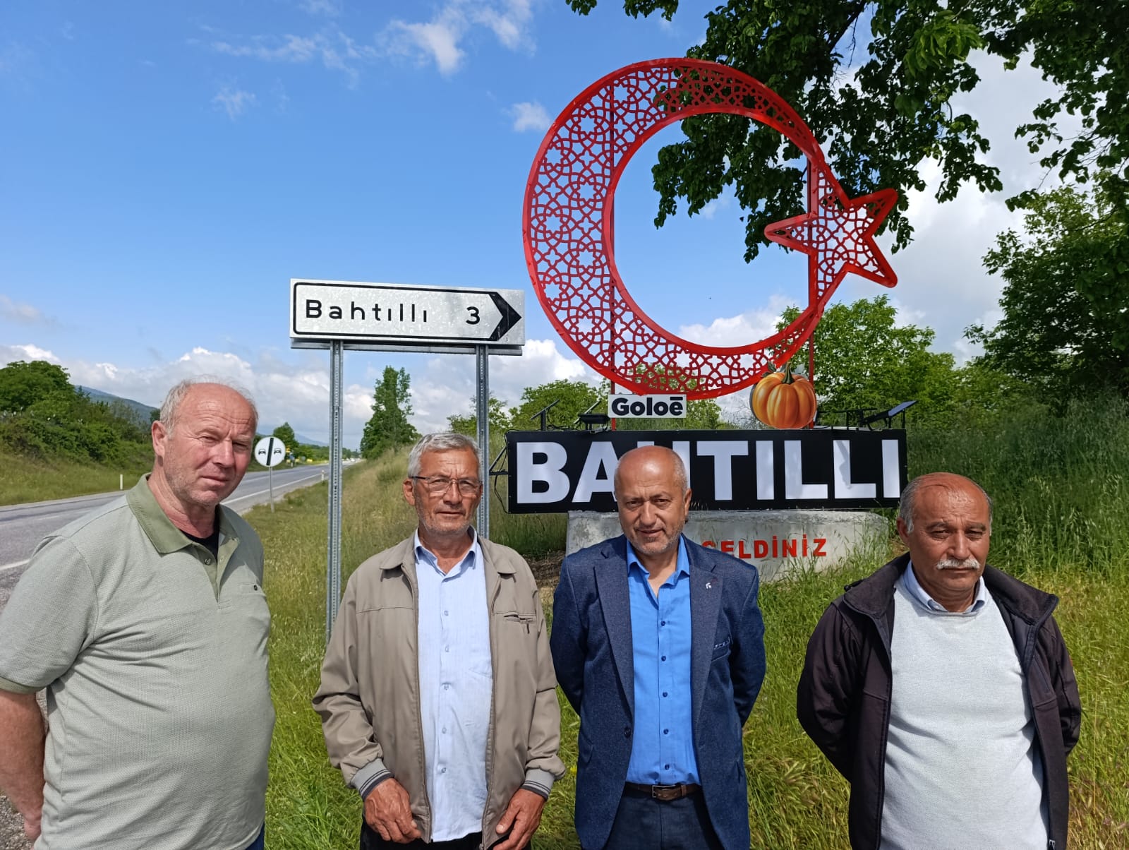 Kütahya’nın Simav ilçesine bağlı Bahtıllı Köyü Muhtarı Azmi Mutlu, görevdeki