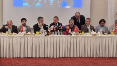 ANAHTAR Parti Genel Başkanı Yavuz Ağıralioğlu, İzmir’de düzenlediği kapsamlı basın toplantısında