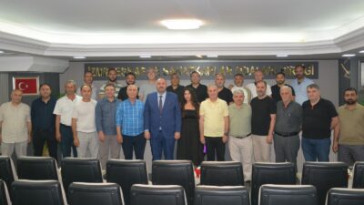 Fırıncılar, İzmir Fırıncılar Odası’nın ev sahipliğinde bir araya geldi. İzmir