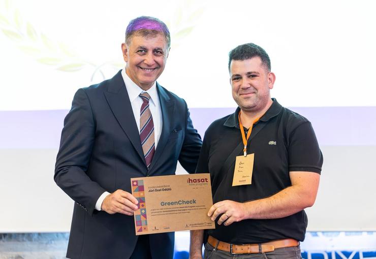 İzmir Büyükşehir Belediye Başkanı Dr. Cemil Tugay, İnci Vakfı'nın bu