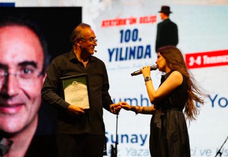 Çeşme Belediyesi tarafından Gazi Mustafa Kemal Atatürk'ün Çeşme'ye gelişinin 100.