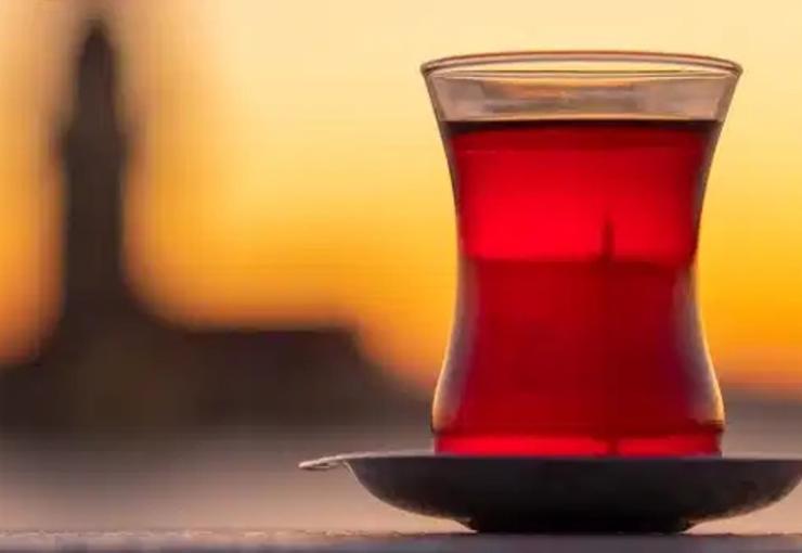 Yaş çay alım kampanyasının ardından fiyat artışlarına devam eden ÇAYKUR,