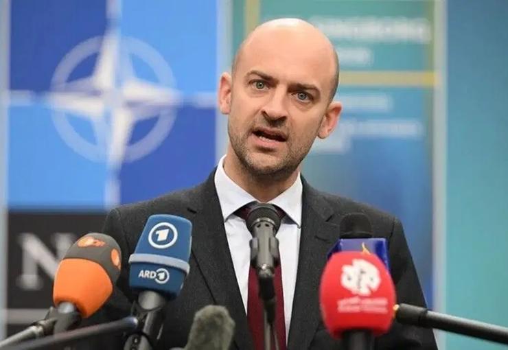 NATO Zirvesi’nin ikinci gününde liderler ve dışişleri bakanları, Avrupa güvenliği,